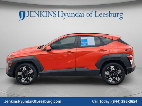 Used 2024 Hyundai Kona SEL w/ Convenience Package FWD image 7