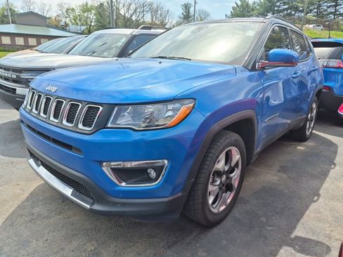 Used 2021 Jeep Compass Limited AWD/4WD image 2