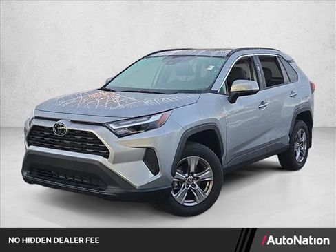 Used 2024 Toyota RAV4 XLE w/ Convenience Package FWD image 1