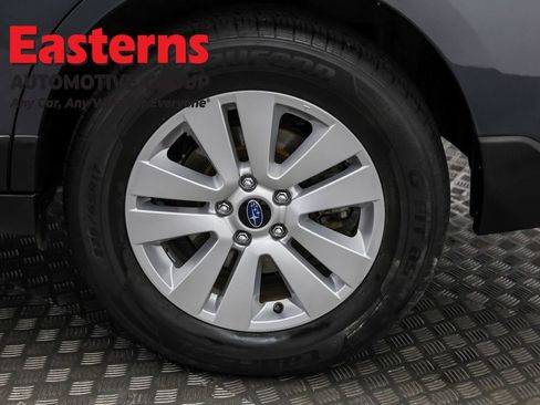 Used 2019 Subaru Outback 2.5i Premium image 34