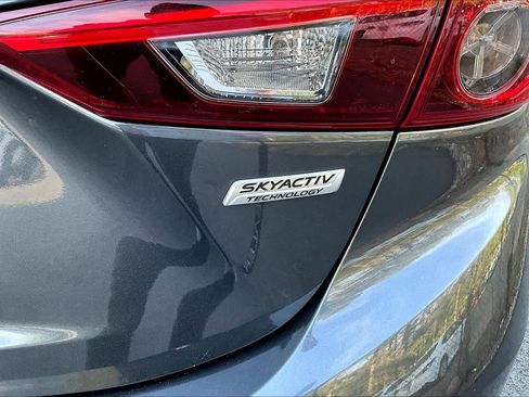 Used 2016 MAZDA MAZDA3 s Grand Touring image 9