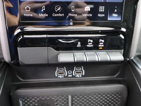 New 2026 RAM 1500 Big Horn AWD/4WD image 29