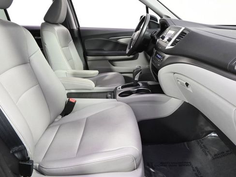Used 2019 Honda Ridgeline RTL image 16