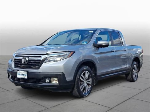 Used 2017 Honda Ridgeline RTS image 1