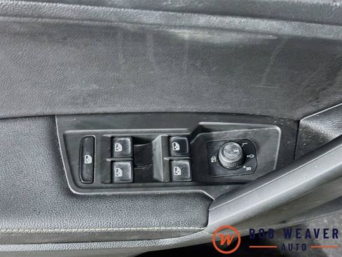Used 2023 Volkswagen Tiguan S AWD/4WD image 21