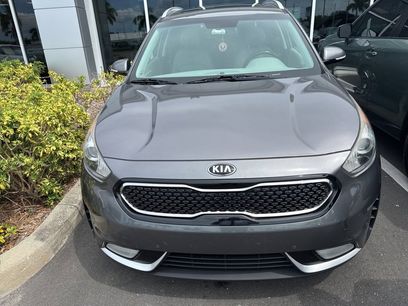 Used 2017 Kia Niro Touring