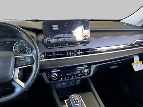 Used 2022 Mitsubishi Outlander SE FWD image 7