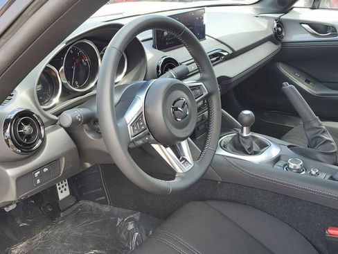 New 2026 MAZDA MX-5 Miata Club w/ Interior Package RWD image 6