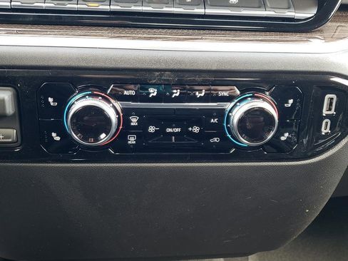 New 2026 GMC Sierra 1500 Elevation image 16