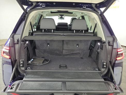 Certified 2025 BMW X7 xDrive40i AWD/4WD image 25