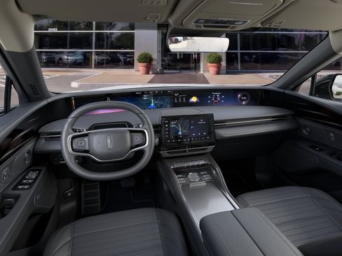 New 2026 Lincoln Nautilus Reserve AWD/4WD image 9