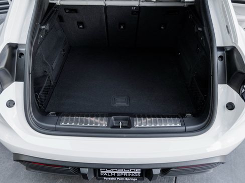 Used 2024 Porsche Macan 4 Electric image 26