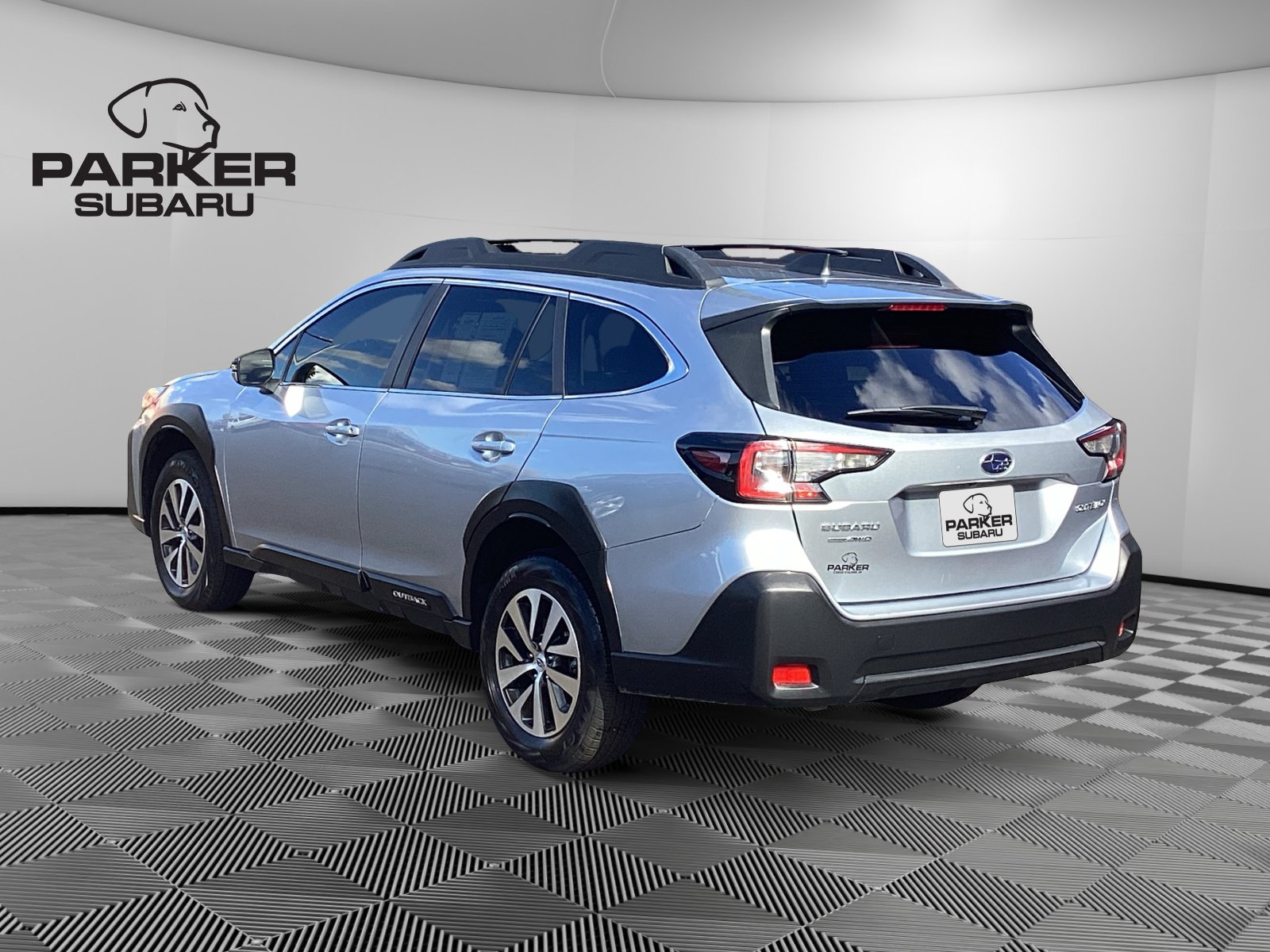 Certified 2024 Subaru Outback Premium AWD/4WD image 3