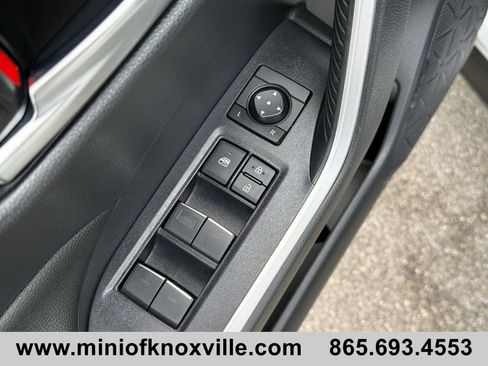 Used 2023 Toyota RAV4 SE AWD/4WD image 13