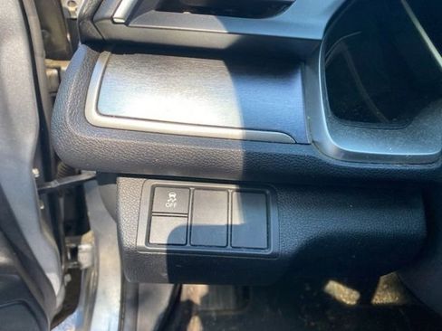 Used 2017 Honda Civic EX-T image 12