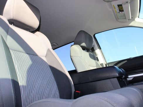 Used 2016 Toyota Tundra SR5 w/ TRD Off Road Package image 17