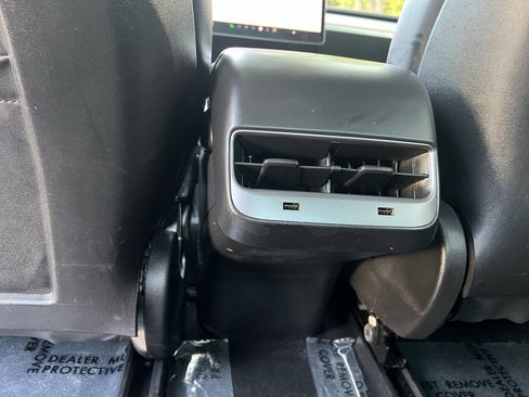 Used 2018 Tesla Model 3 Long Range image 34