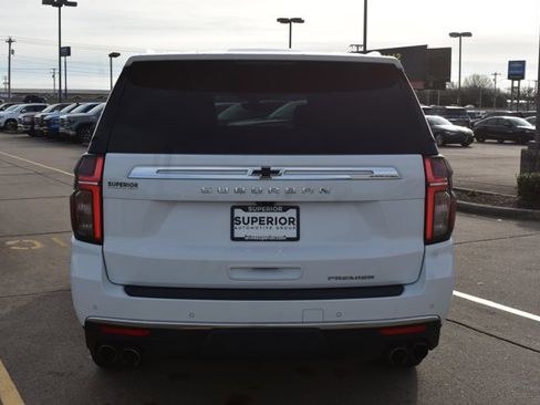 Used 2021 Chevrolet Suburban Premier w/ Premium Package image 6