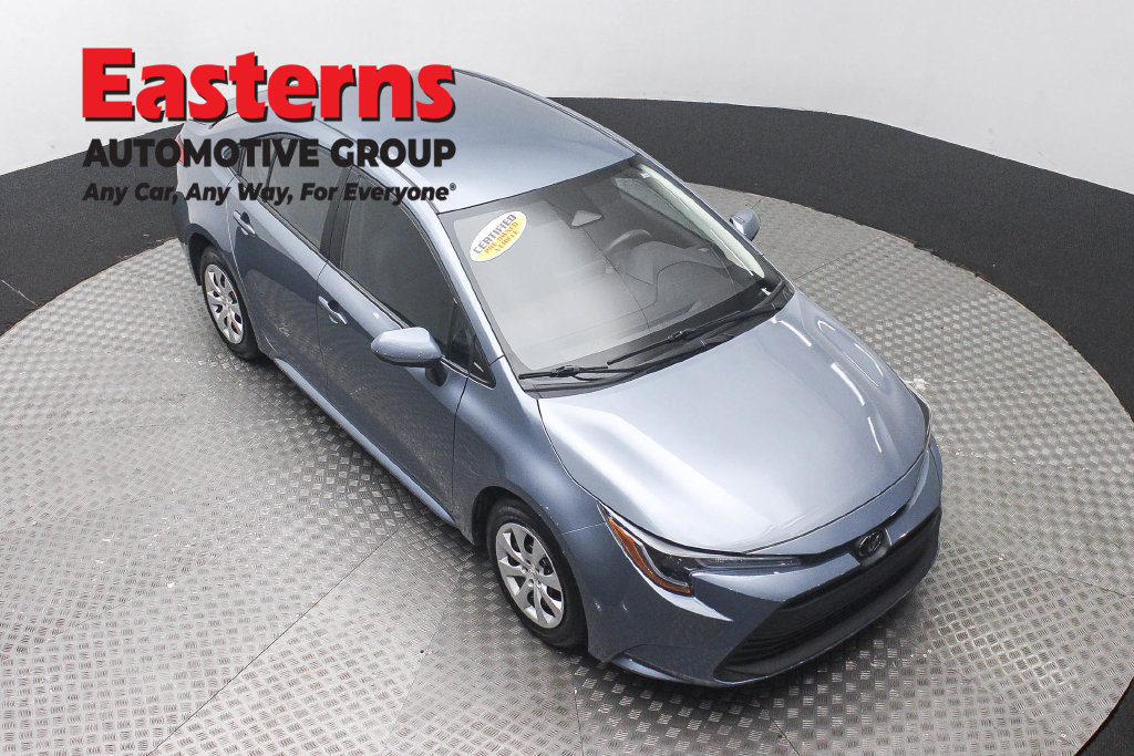 Used 2024 Toyota Corolla LE FWD image 5