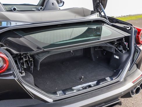 Certified 2020 Ferrari Portofino image 43