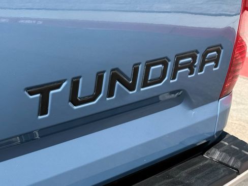 Used 2021 Toyota Tundra SR5 w/ SR5 Leather Package AWD/4WD image 15