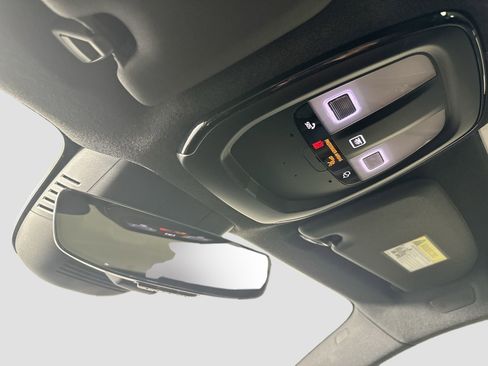 Certified 2023 Volvo C40 P8 Recharge Ultimate image 17