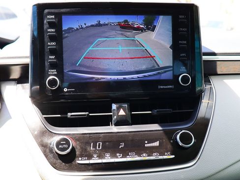 Used 2022 Toyota Corolla LE w/ Carpet Mat Package (TMS) FWD image 46
