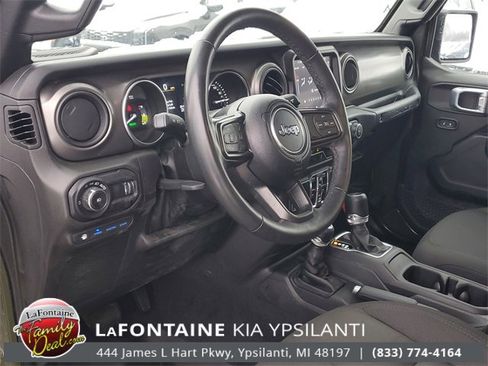 Used 2023 Jeep Wrangler Unlimited w/ Cold Weather Group image 11