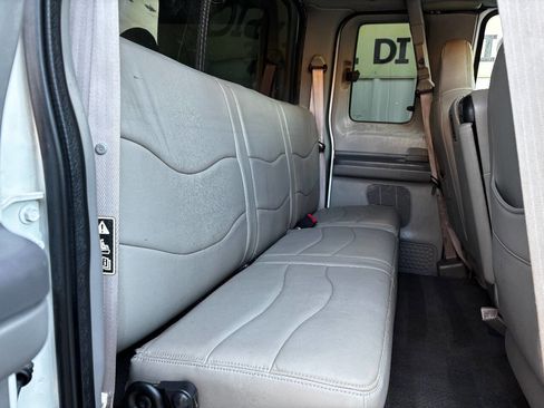 Used 2000 Ford F250 XL image 13