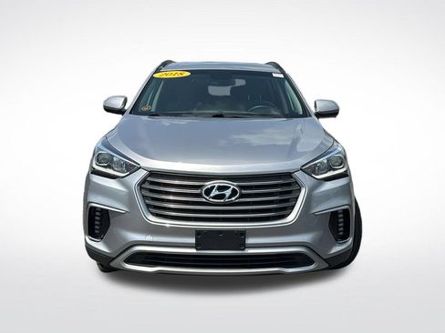 Used 2018 Hyundai Santa Fe SE AWD/4WD image 2