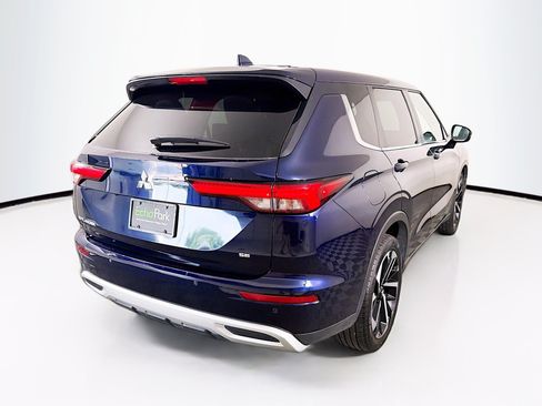 Used 2024 Mitsubishi Outlander SE AWD/4WD image 9