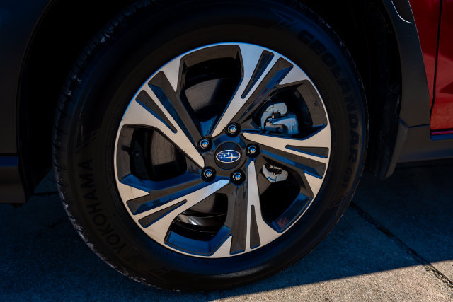 Certified 2026 Subaru Crosstrek 2.5i Premium AWD/4WD image 14