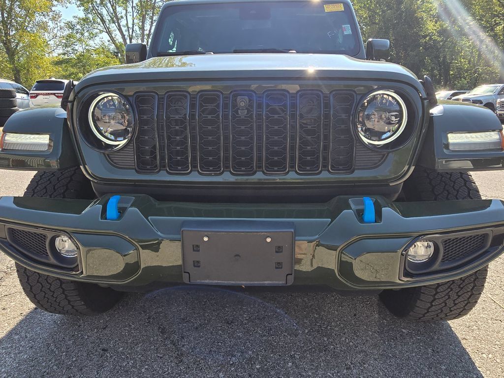 Used 2024 Jeep Wrangler High Altitude AWD/4WD image 13