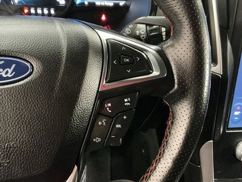 Used 2022 Ford Edge ST-Line image 26