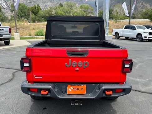 Used 2021 Jeep Gladiator Mojave w/ LED Lighting Group AWD/4WD image 10