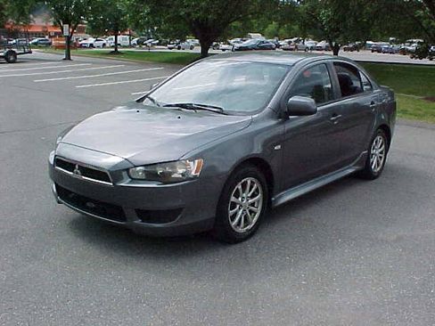 Used 2010 Mitsubishi Lancer ES FWD image 4