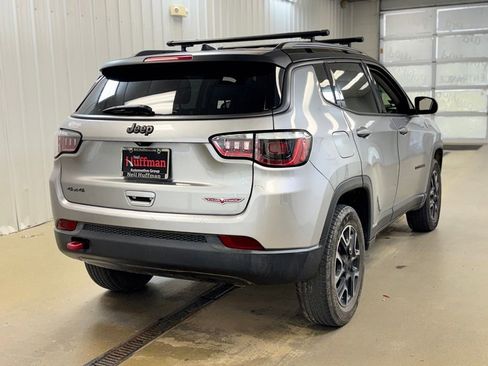 Used 2019 Jeep Compass Trailhawk AWD/4WD image 5