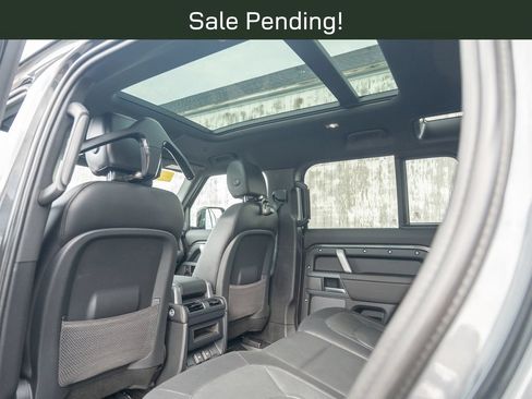 Certified 2024 Land Rover Defender 110 X-Dynamic SE AWD/4WD image 35