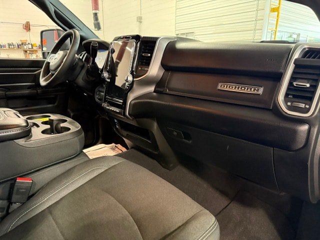 Certified 2025 RAM 2500 Big Horn AWD/4WD image 8