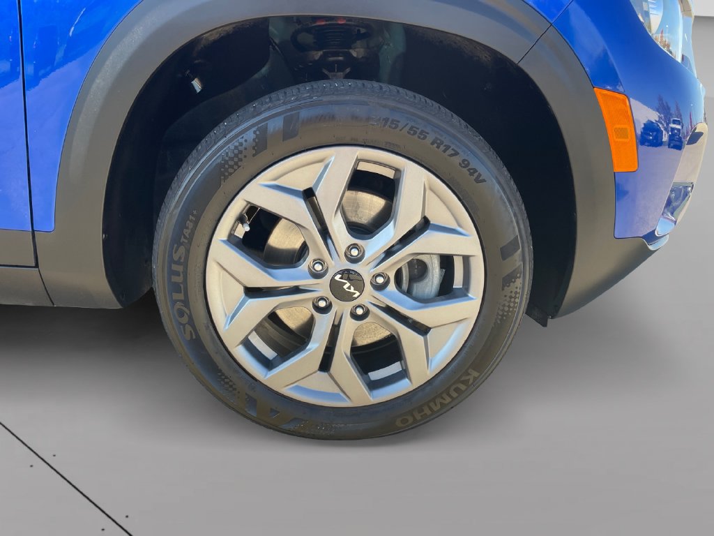 Certified 2024 Kia Seltos LX AWD/4WD image 9