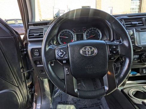 Used 2017 Toyota 4Runner TRD Off-Road Premium image 19