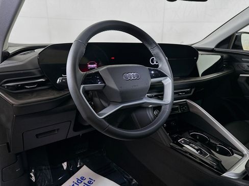 Used 2025 Audi Q5 Premium Plus w/ Premium Plus image 9