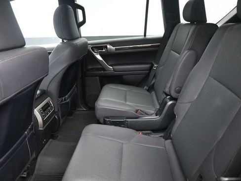 Used 2021 Lexus GX 460 Premium AWD/4WD image 18