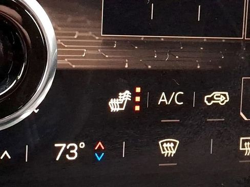 Used 2025 GMC Acadia Elevation image 30