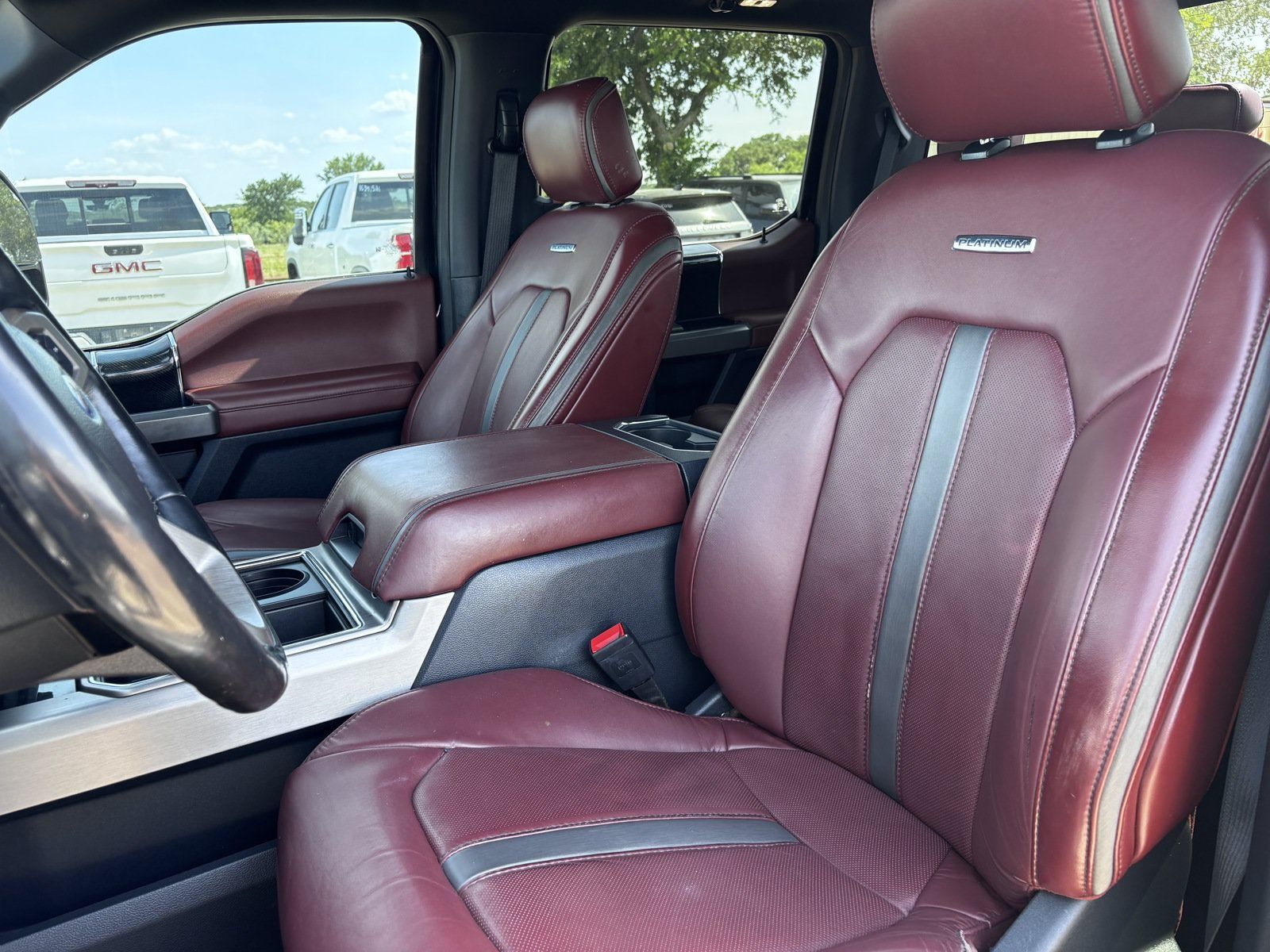 Used 2022 Ford F350 Platinum AWD/4WD image 16
