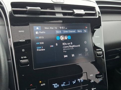 Used 2022 Hyundai Tucson SEL w/ Convenience + Premium Package image 17