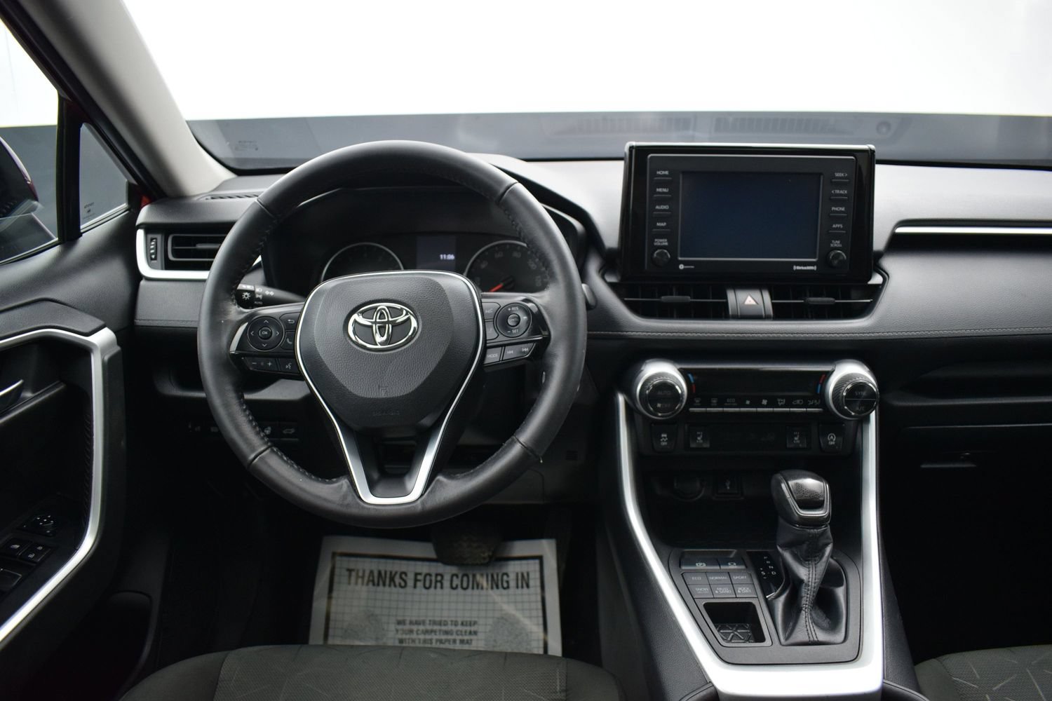 Used 2022 Toyota RAV4 XLE w/ Convenience Package AWD/4WD image 15