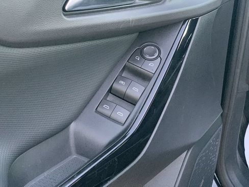 Certified 2026 Chevrolet Equinox LT FWD image 21