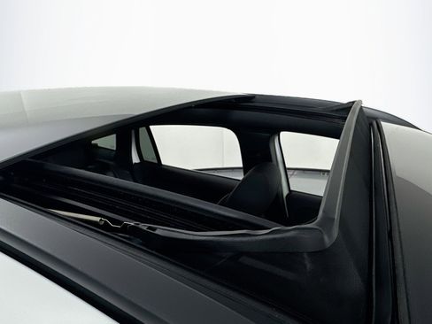 New 2026 Mercedes-Benz GLA 250 image 21