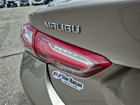 Used 2024 Chevrolet Malibu LT FWD image 32